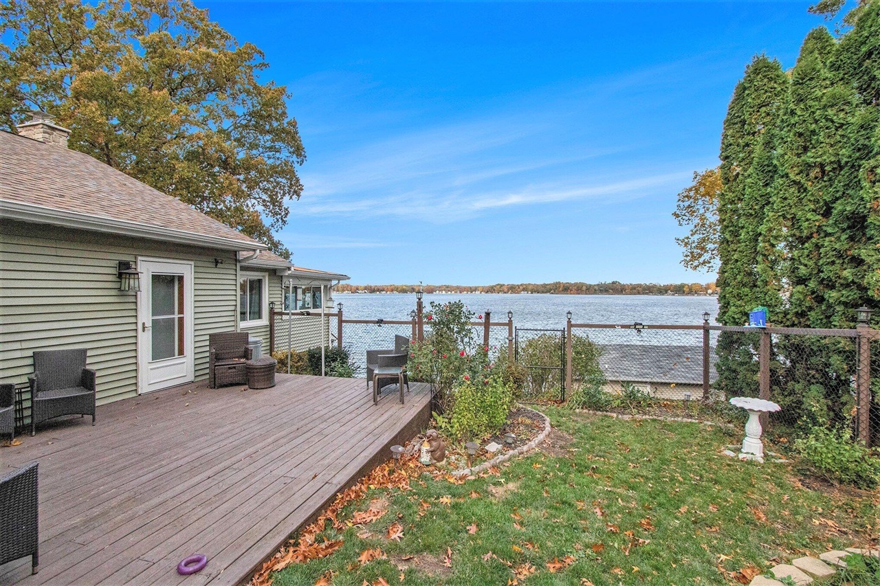 33766 Forest Beach Drive Property Photo 5