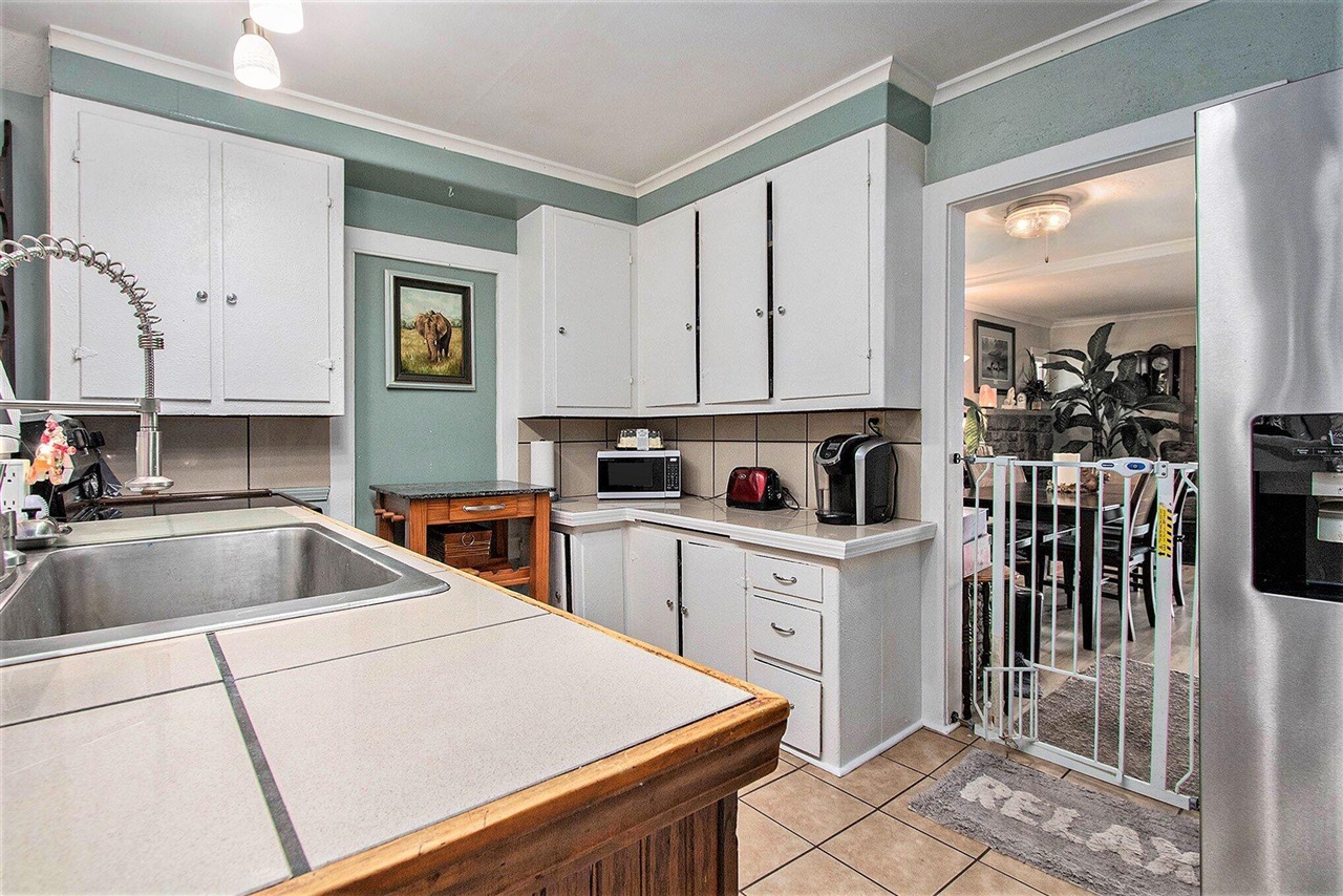 33766 Forest Beach Drive Property Photo 9
