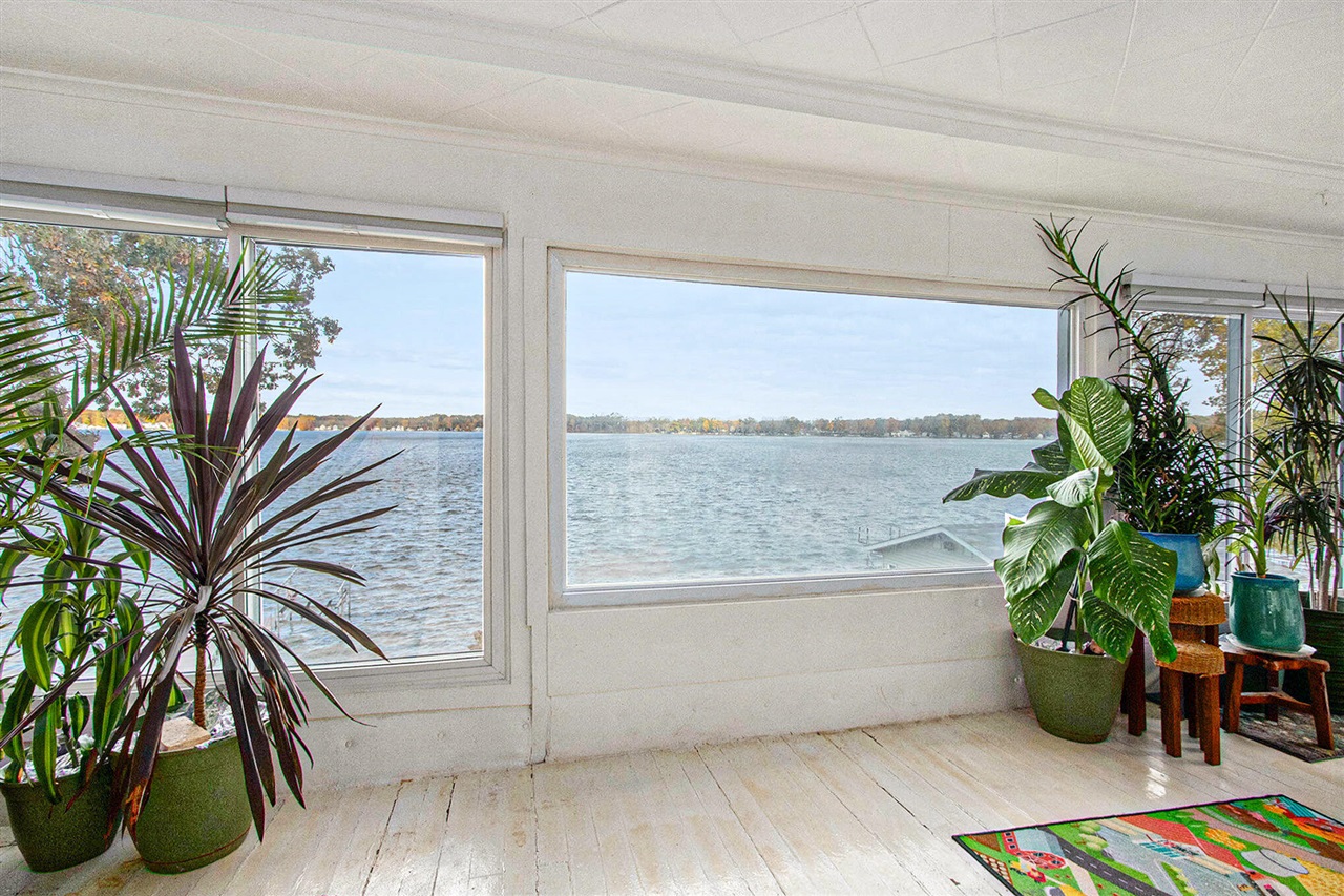 33766 Forest Beach Drive Property Photo 14
