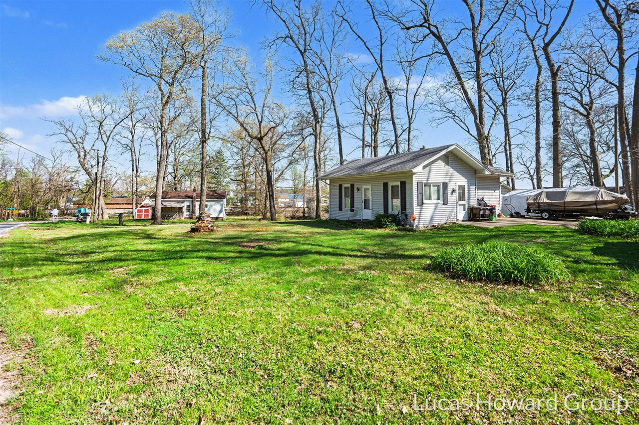70537596 Property Photo 26