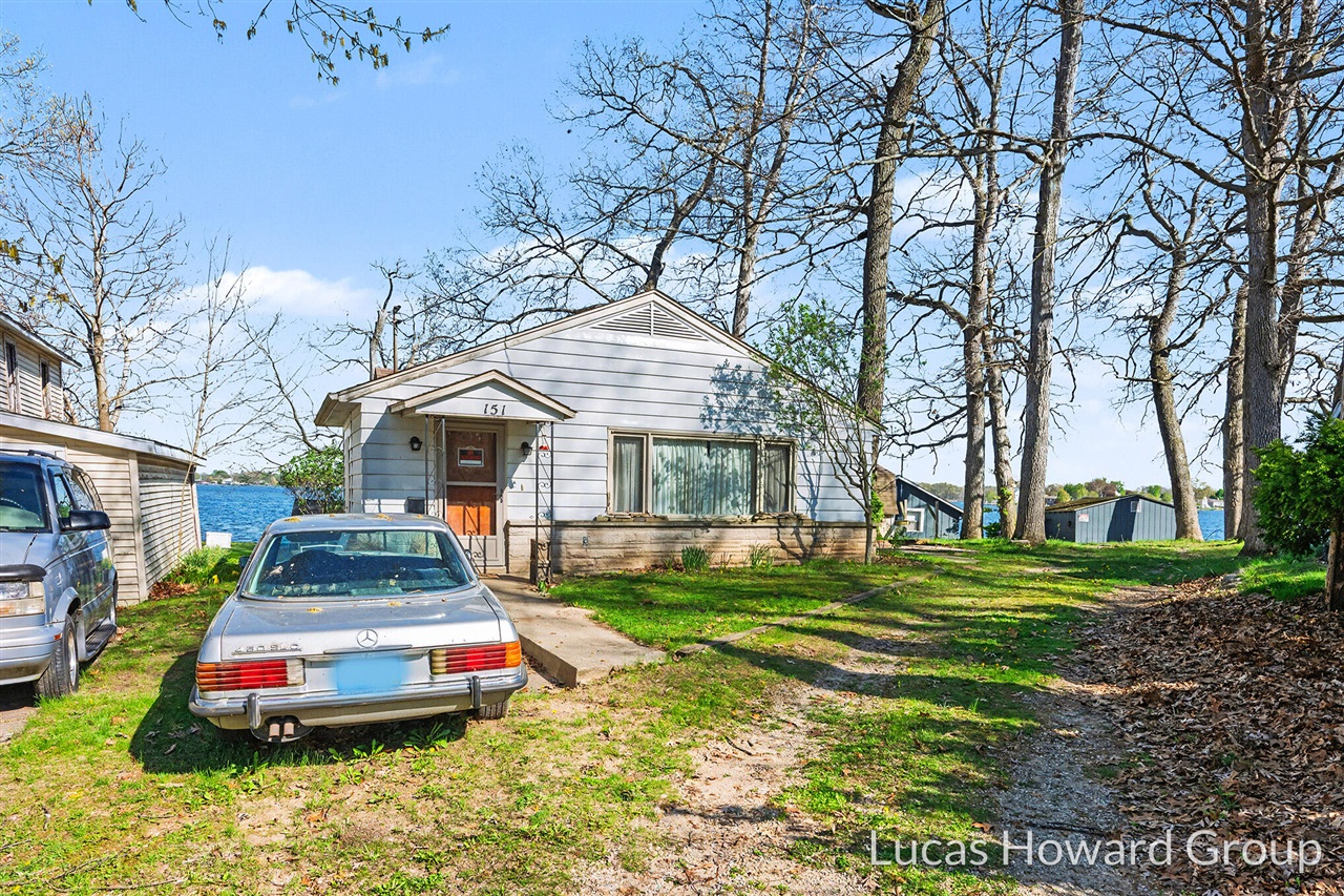 70537596 Property Photo 38