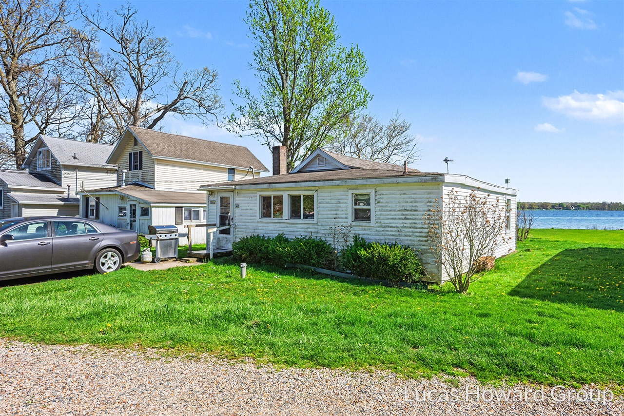 70537596 Property Photo 51