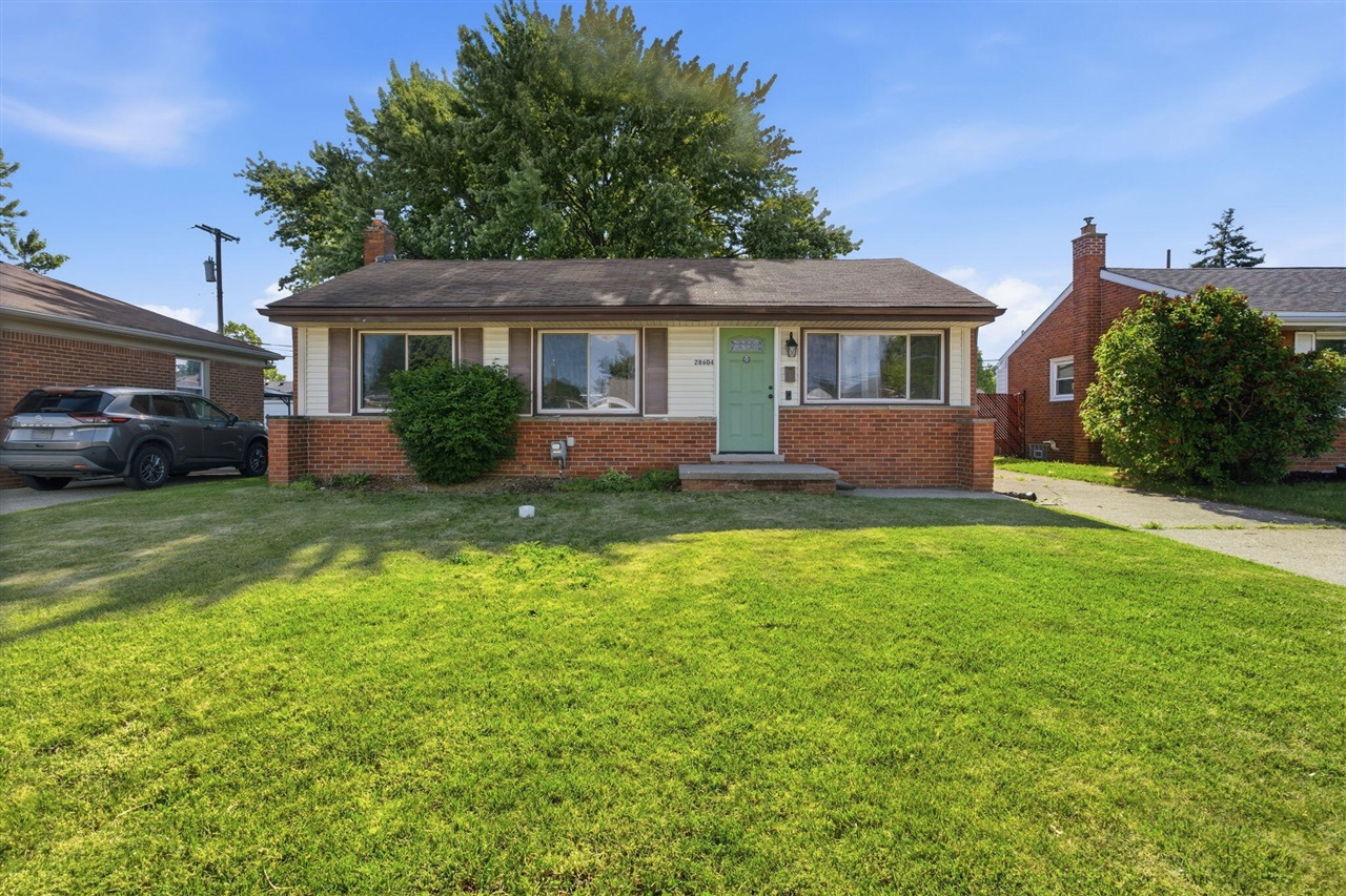 28604 Bohn Street Property Photo 1