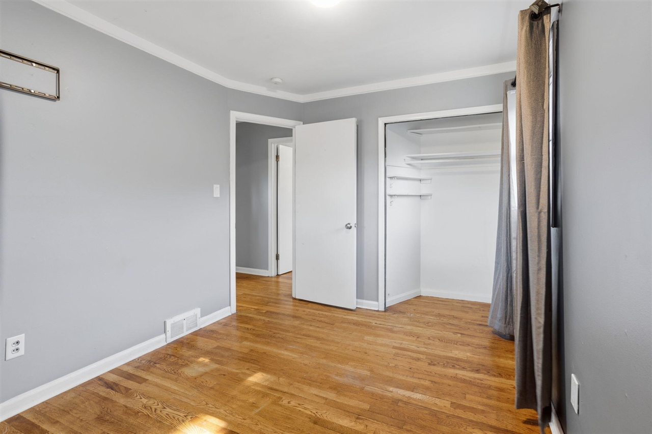 28604 Bohn Street Property Photo 6
