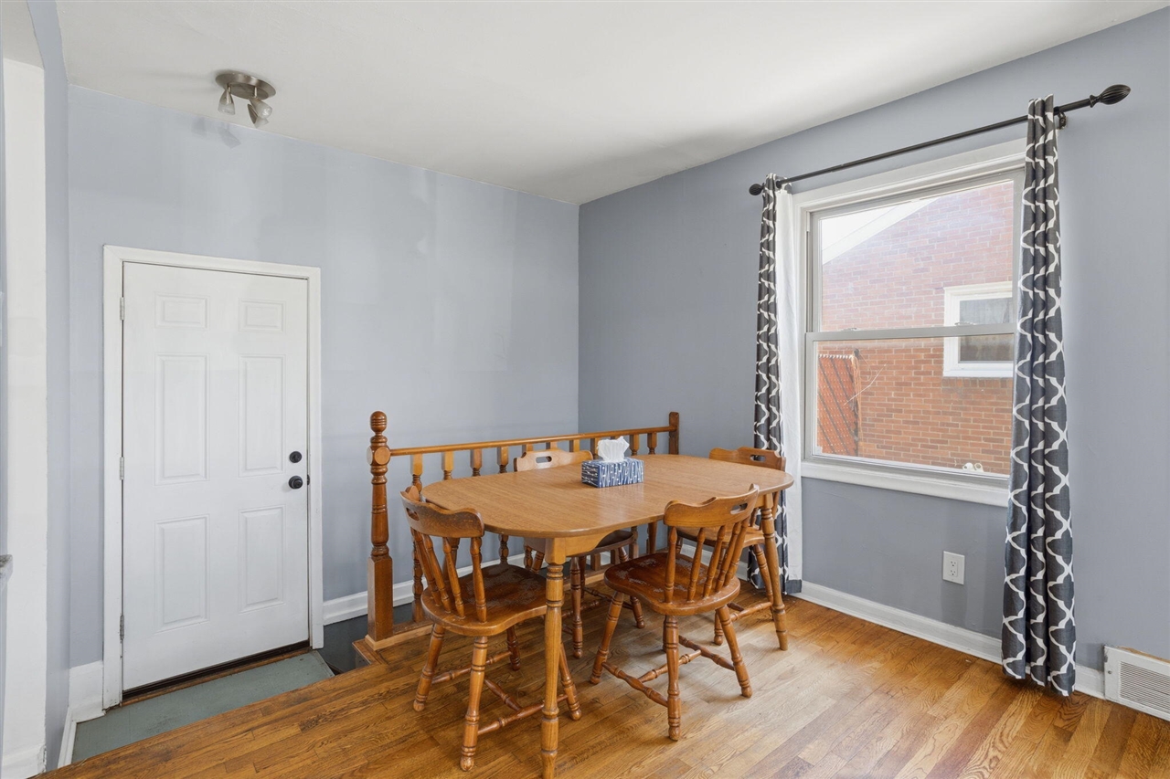 28604 Bohn Street Property Photo 10