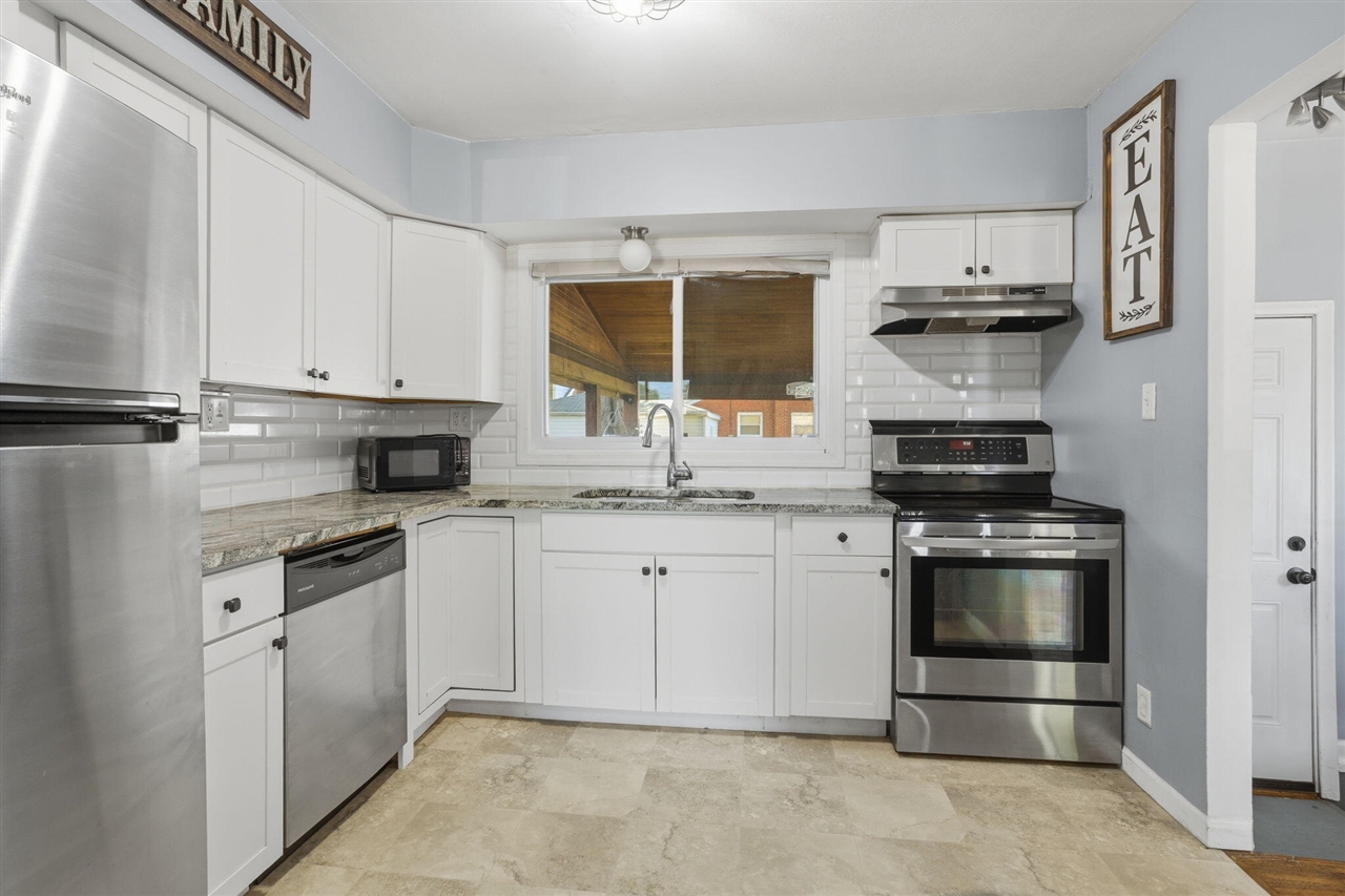 28604 Bohn Street Property Photo 12