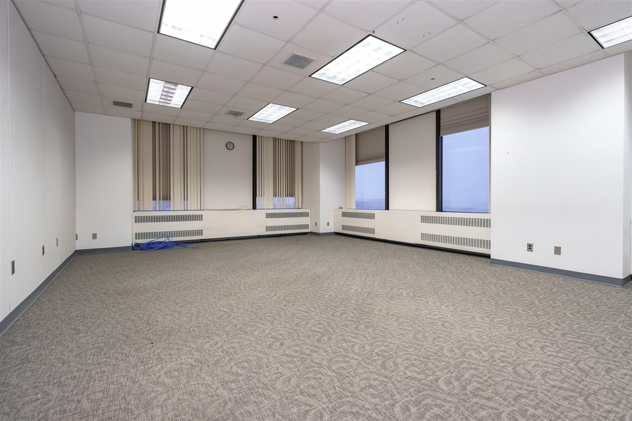 151 S Rose Street Property Photo 11