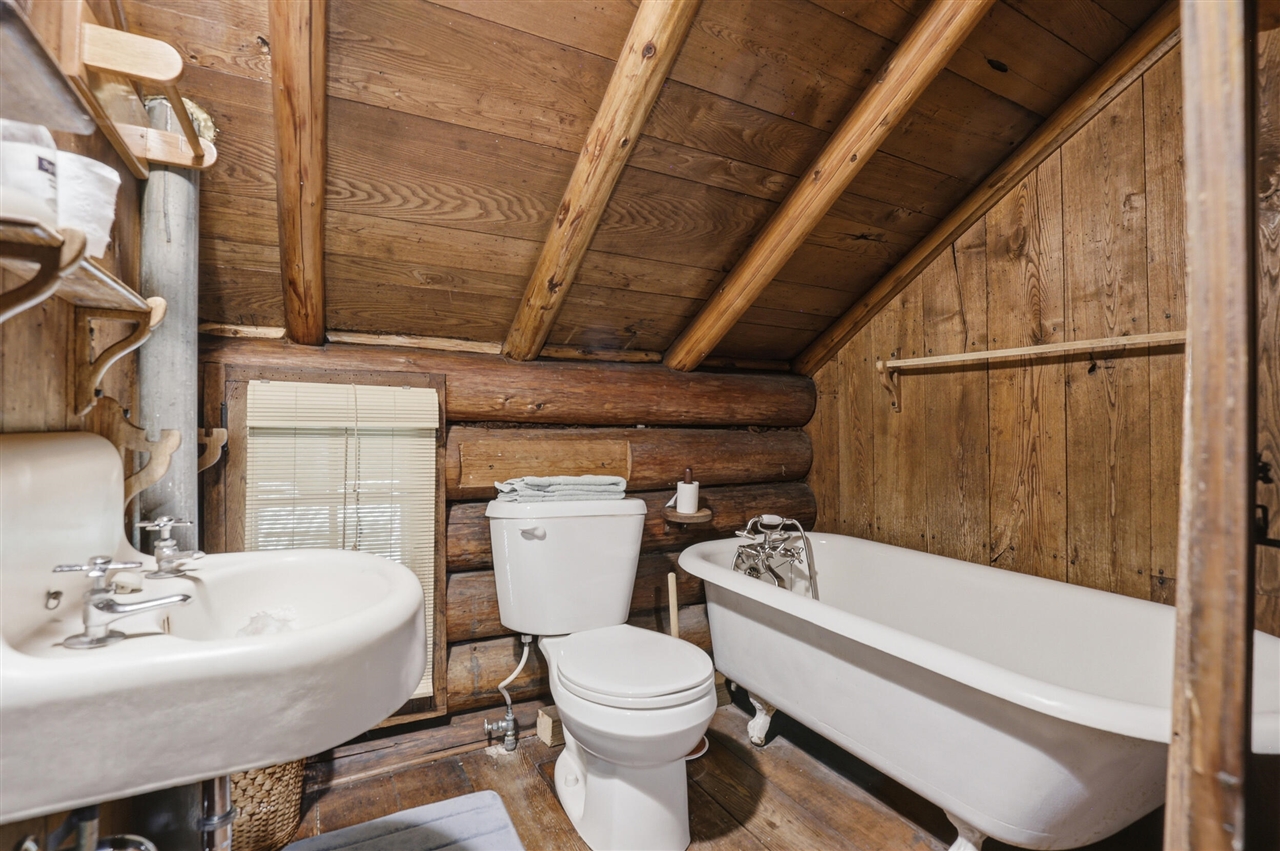 6378 S Mac Road Property Photo 37