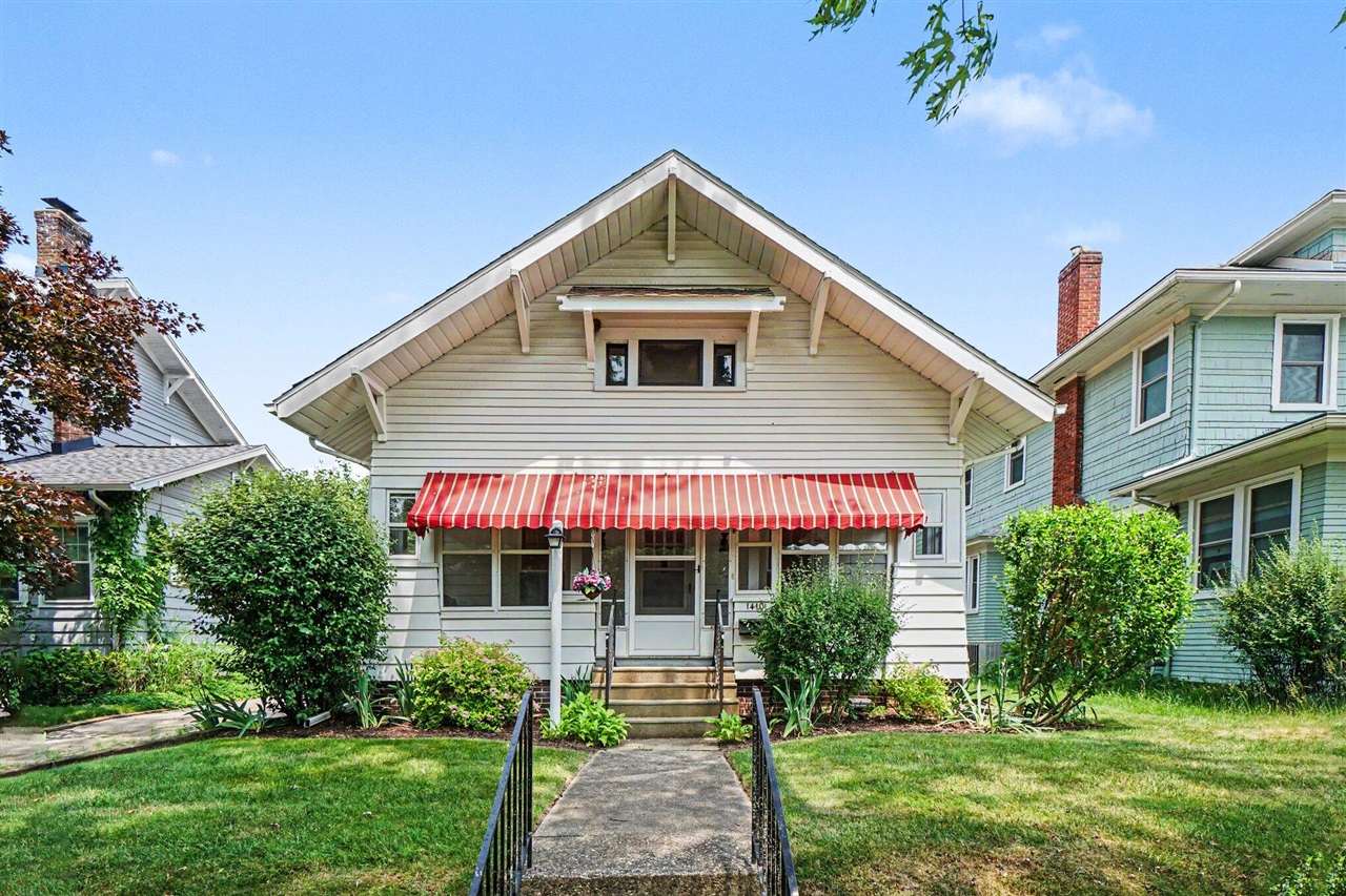 1410 W Maple Street Property Photo 1