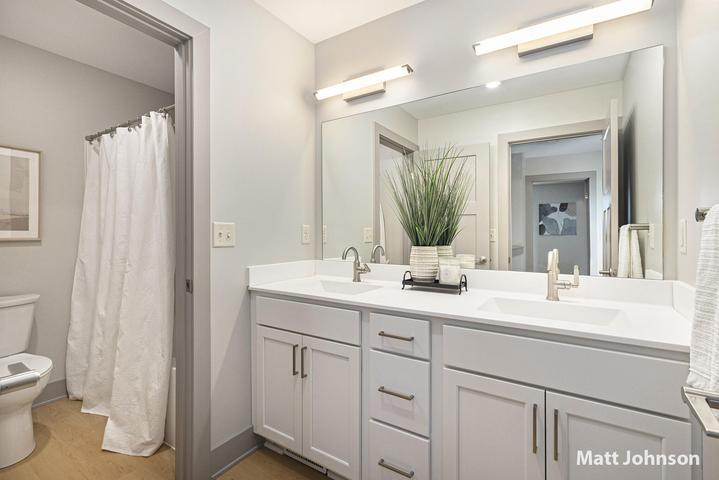 2105 Willard Avenue Property Photo 11