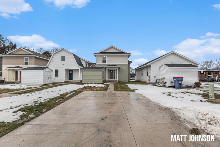 2105 Willard Avenue Property Photo 14