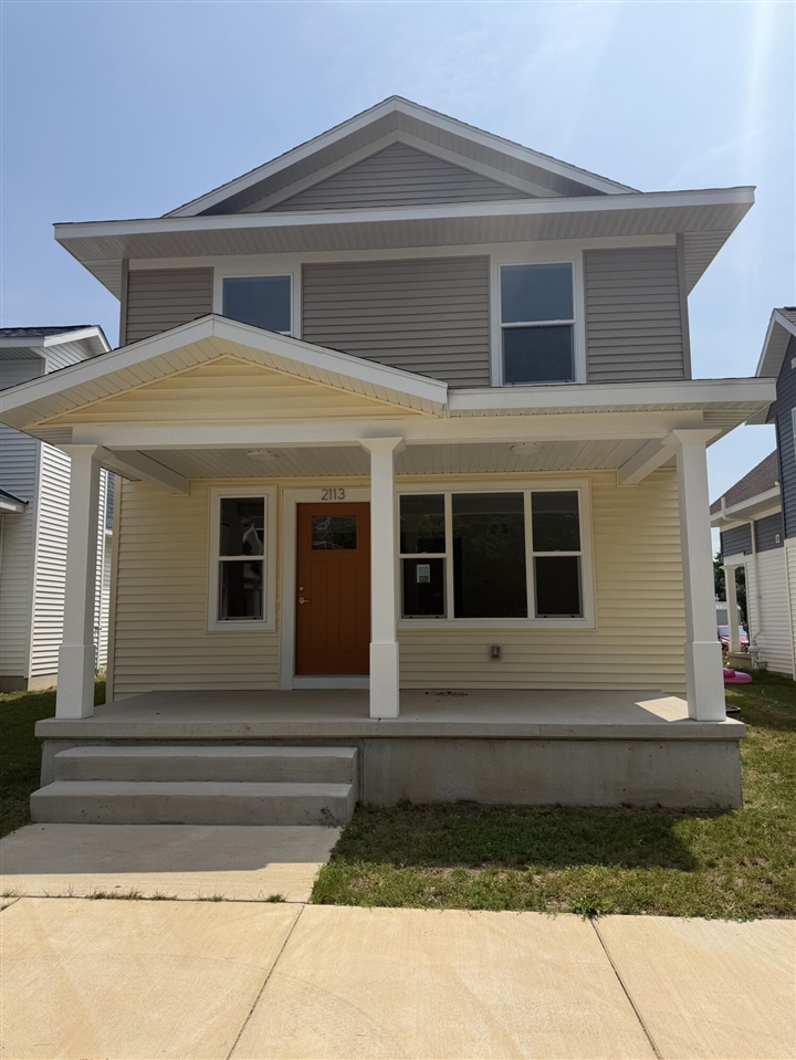 2113 Willard Avenue Property Photo 1