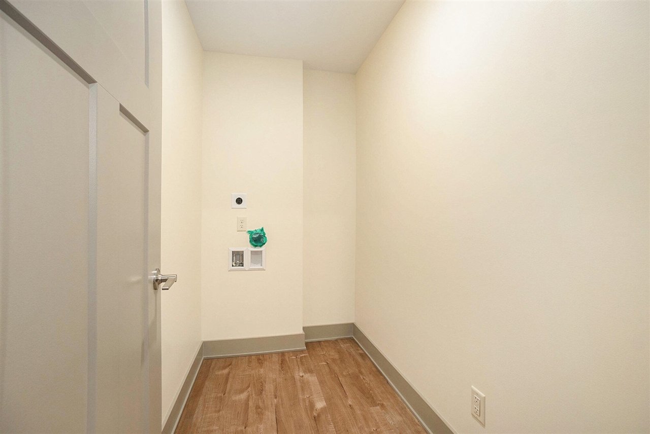 2113 Willard Avenue Property Photo 8