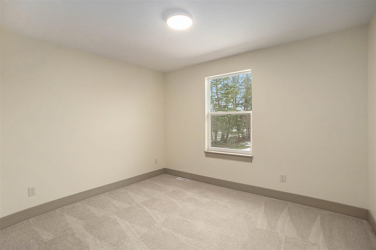 2113 Willard Avenue Property Photo 9