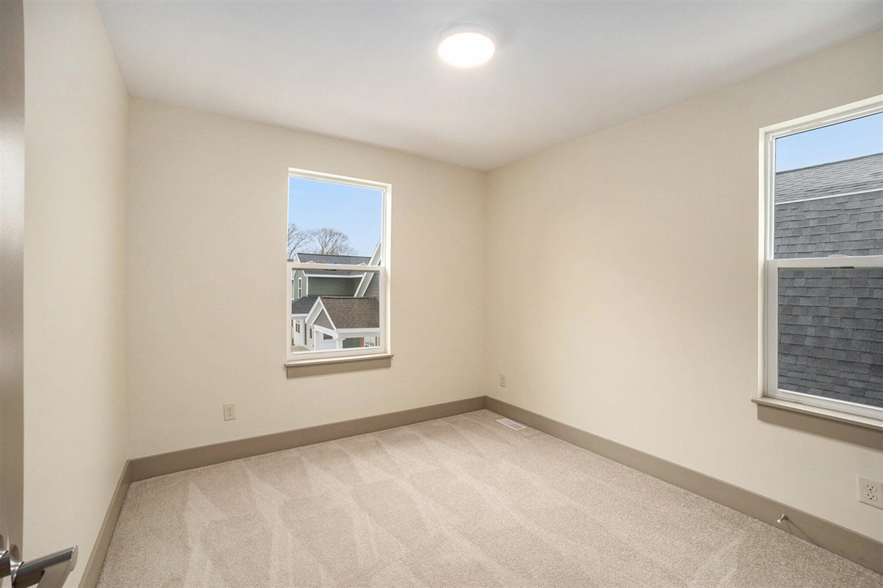 2113 Willard Avenue Property Photo 11
