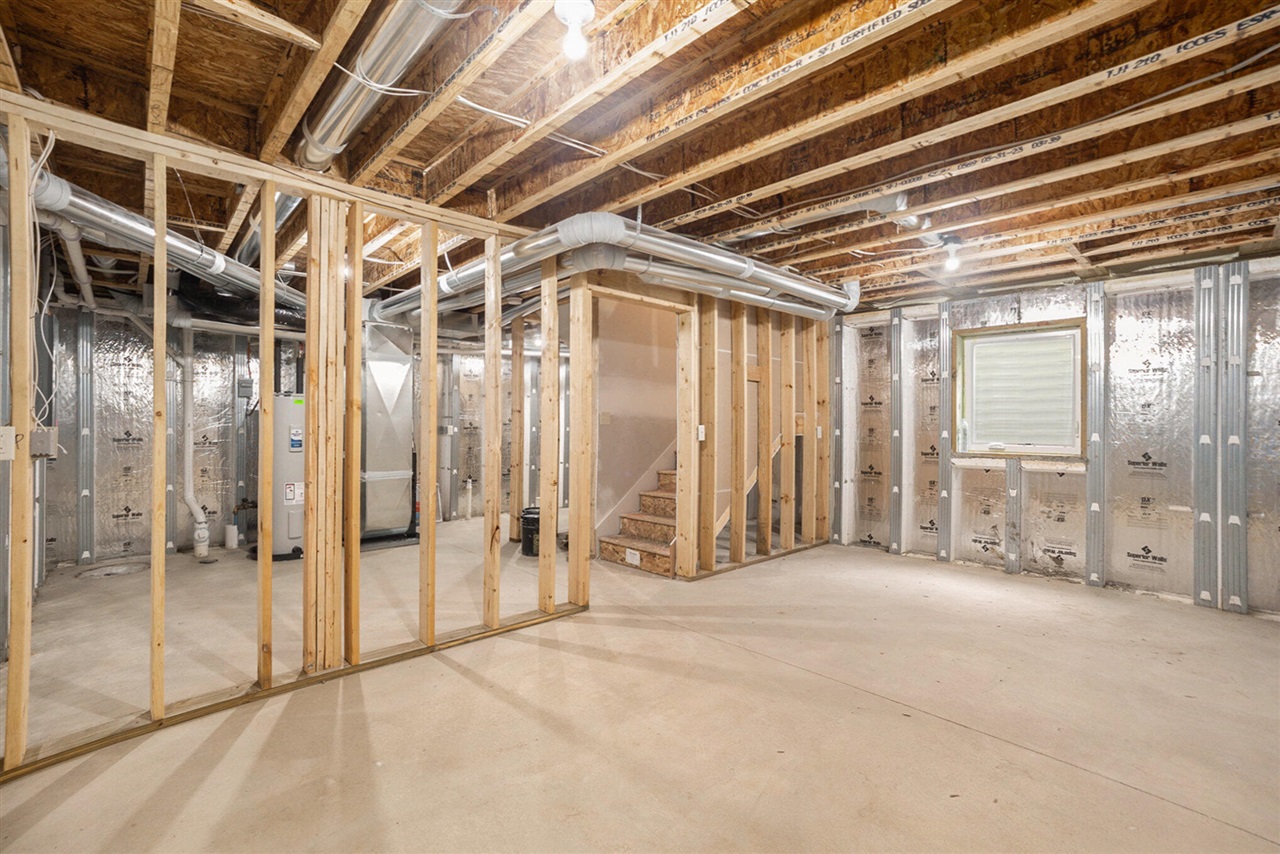 2113 Willard Avenue Property Photo 13