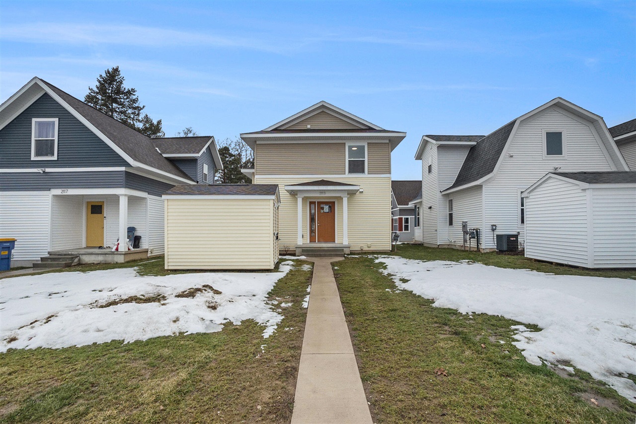 2113 Willard Avenue Property Photo 15
