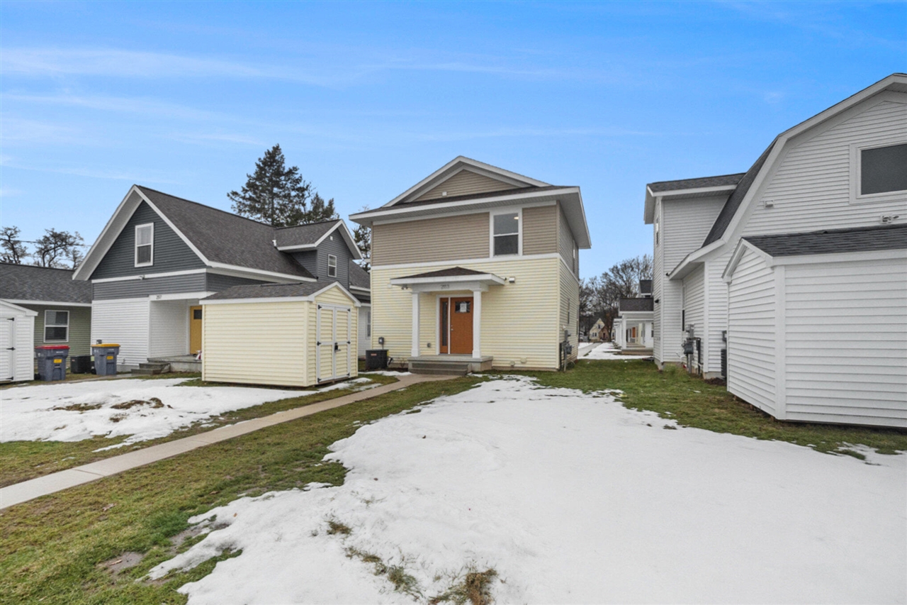 2113 Willard Avenue Property Photo 16