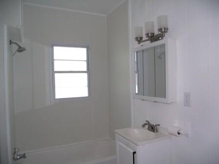 504 E Dowland Street Property Photo 14