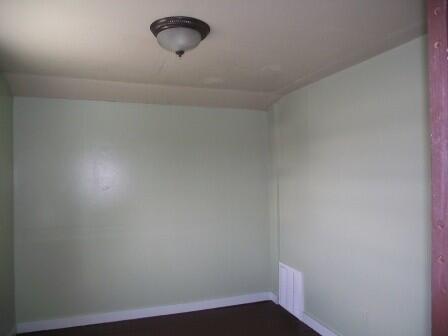 504 E Dowland Street Property Photo 32