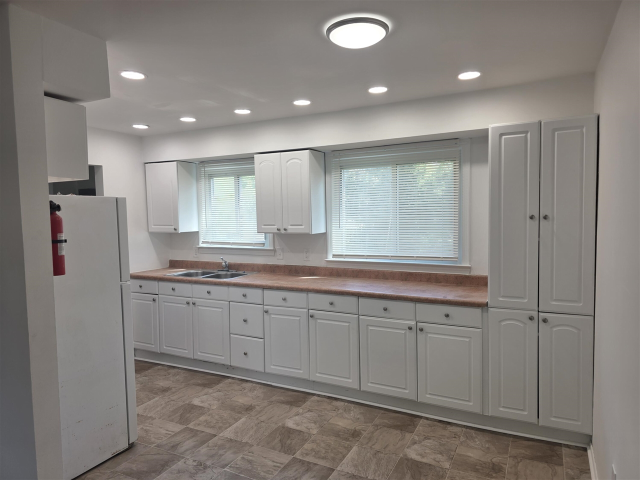 1060 Commonwealth Avenue Property Photo 2