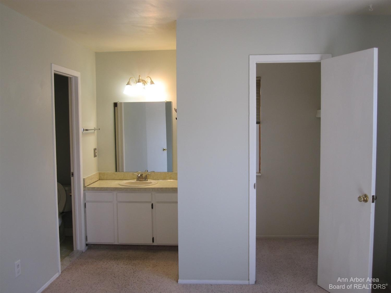 3238 Alpine Drive Property Photo 14