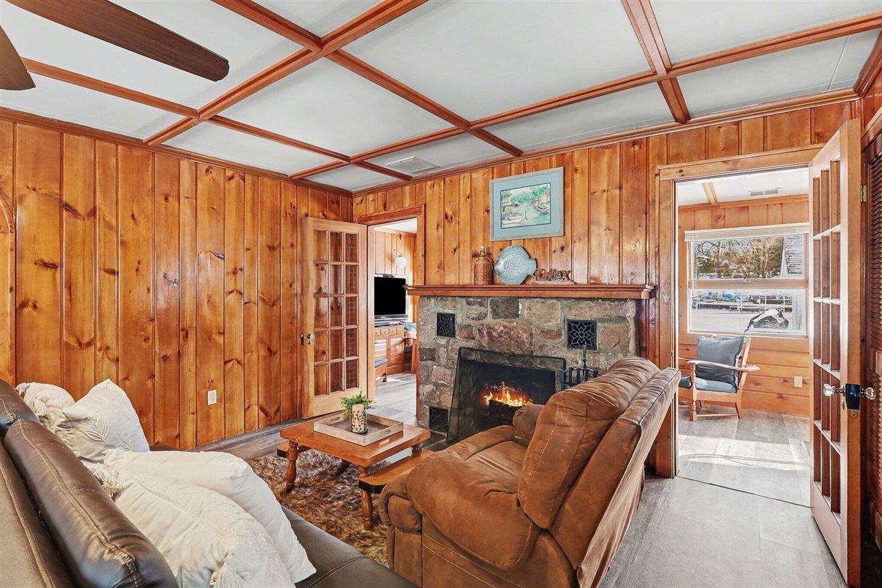 11637 Algonquin Drive Property Photo 14