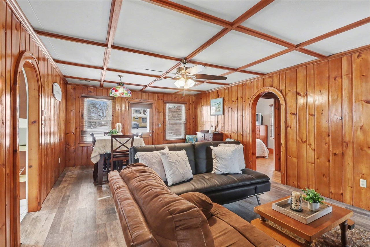 11637 Algonquin Drive Property Photo 15