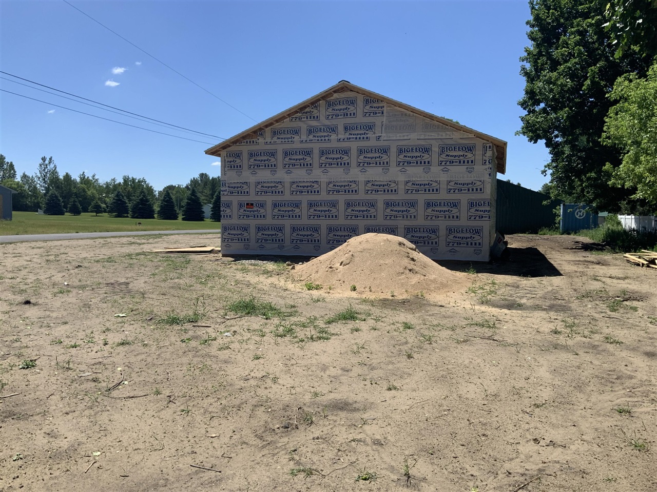 209 Lincoln Street Property Photo 4
