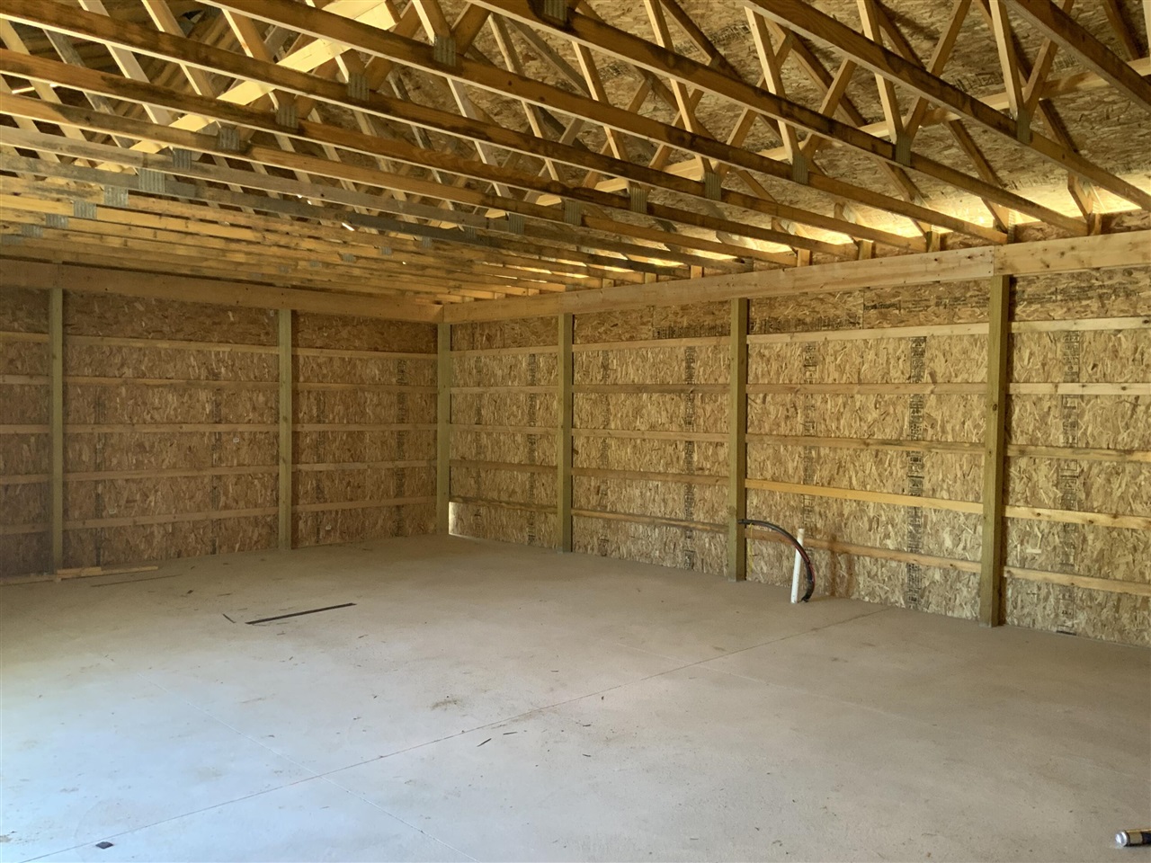 209 Lincoln Street Property Photo 8