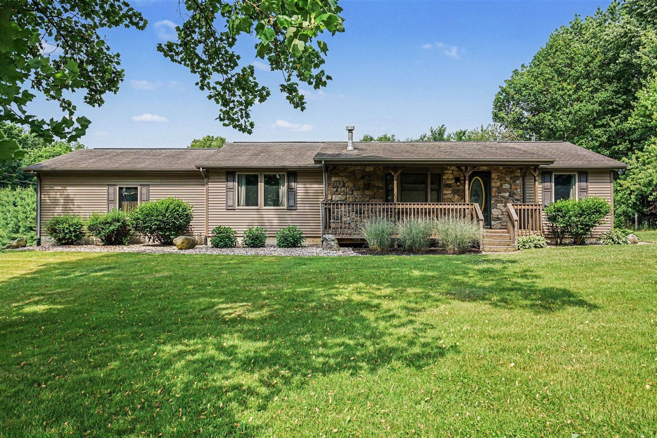 69728 Calvin Center Road Property Photo 1