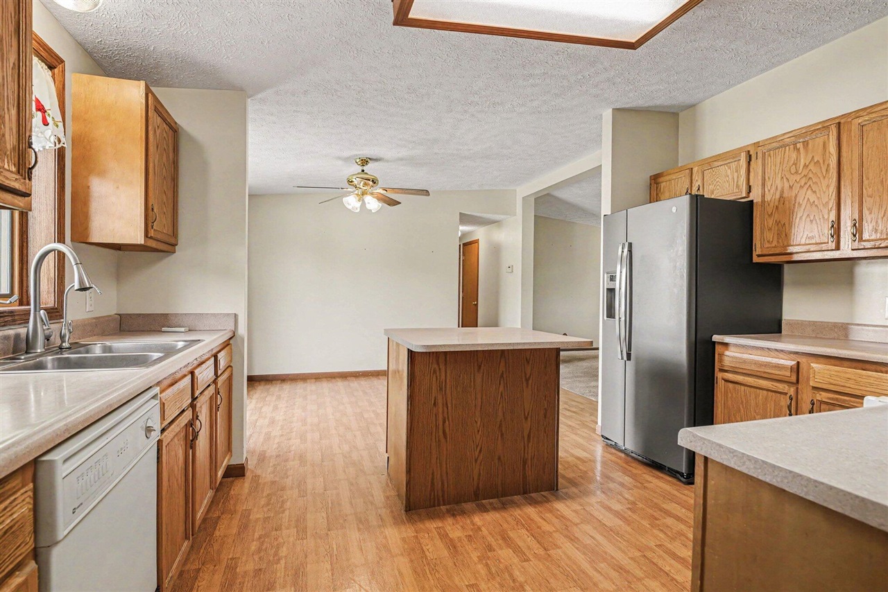 69728 Calvin Center Road Property Photo 4
