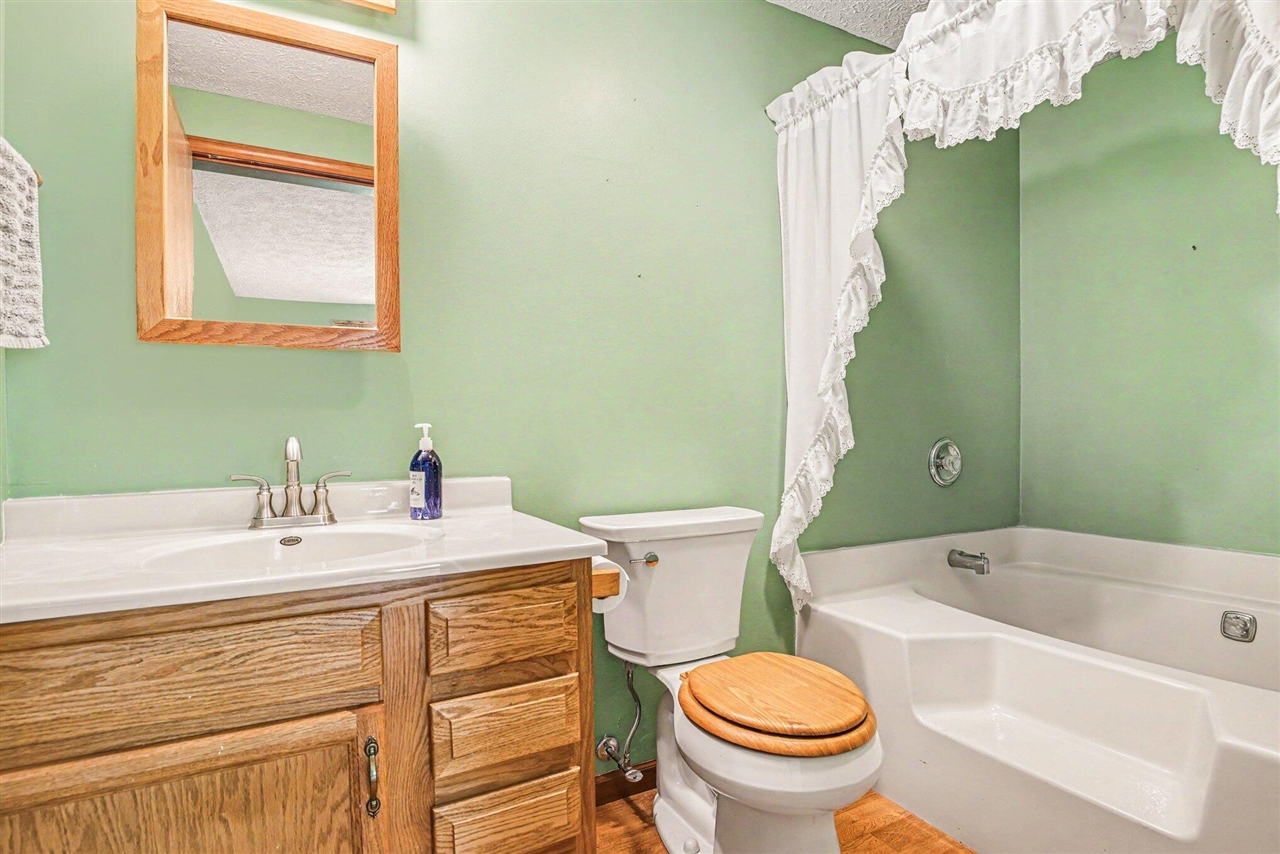 69728 Calvin Center Road Property Photo 9
