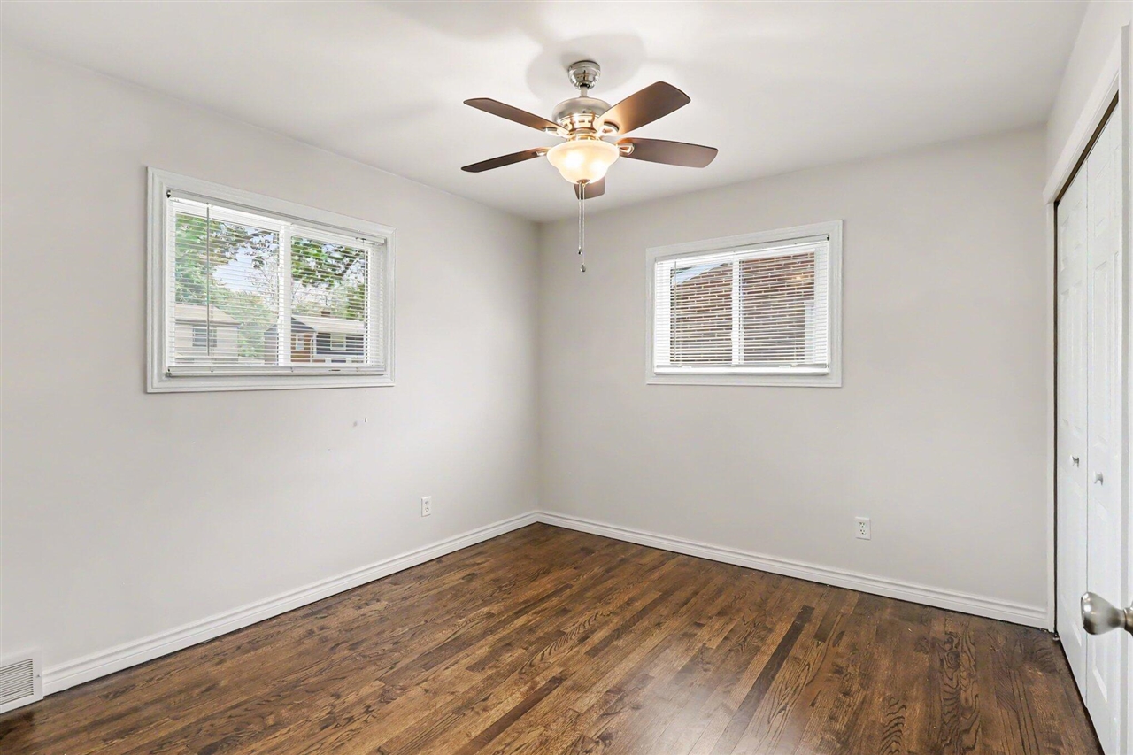 28691 Hales Street Property Photo 17