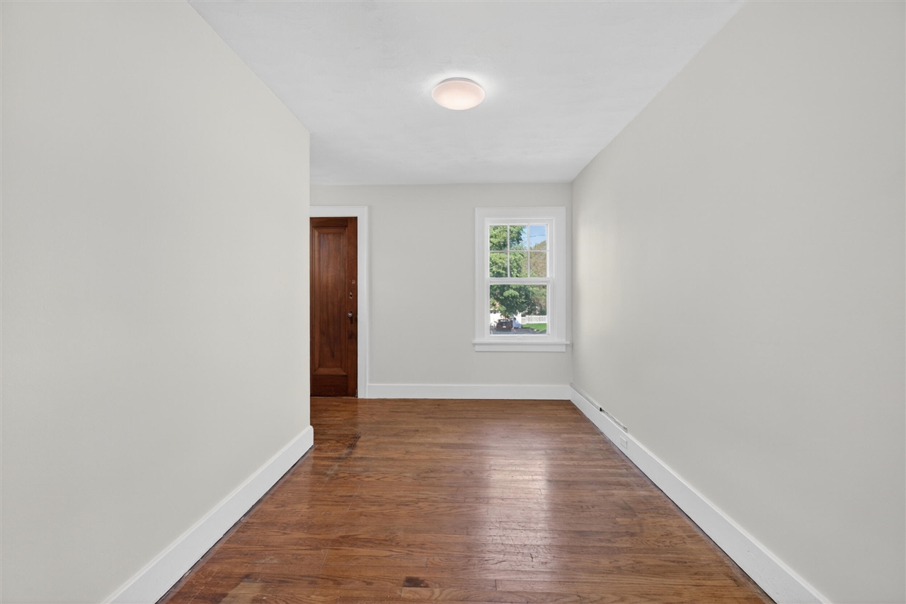 1109 S Webster Street Property Photo 28