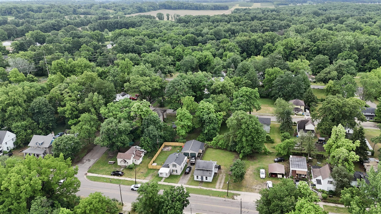 205 Pokagon Street Property Photo 19
