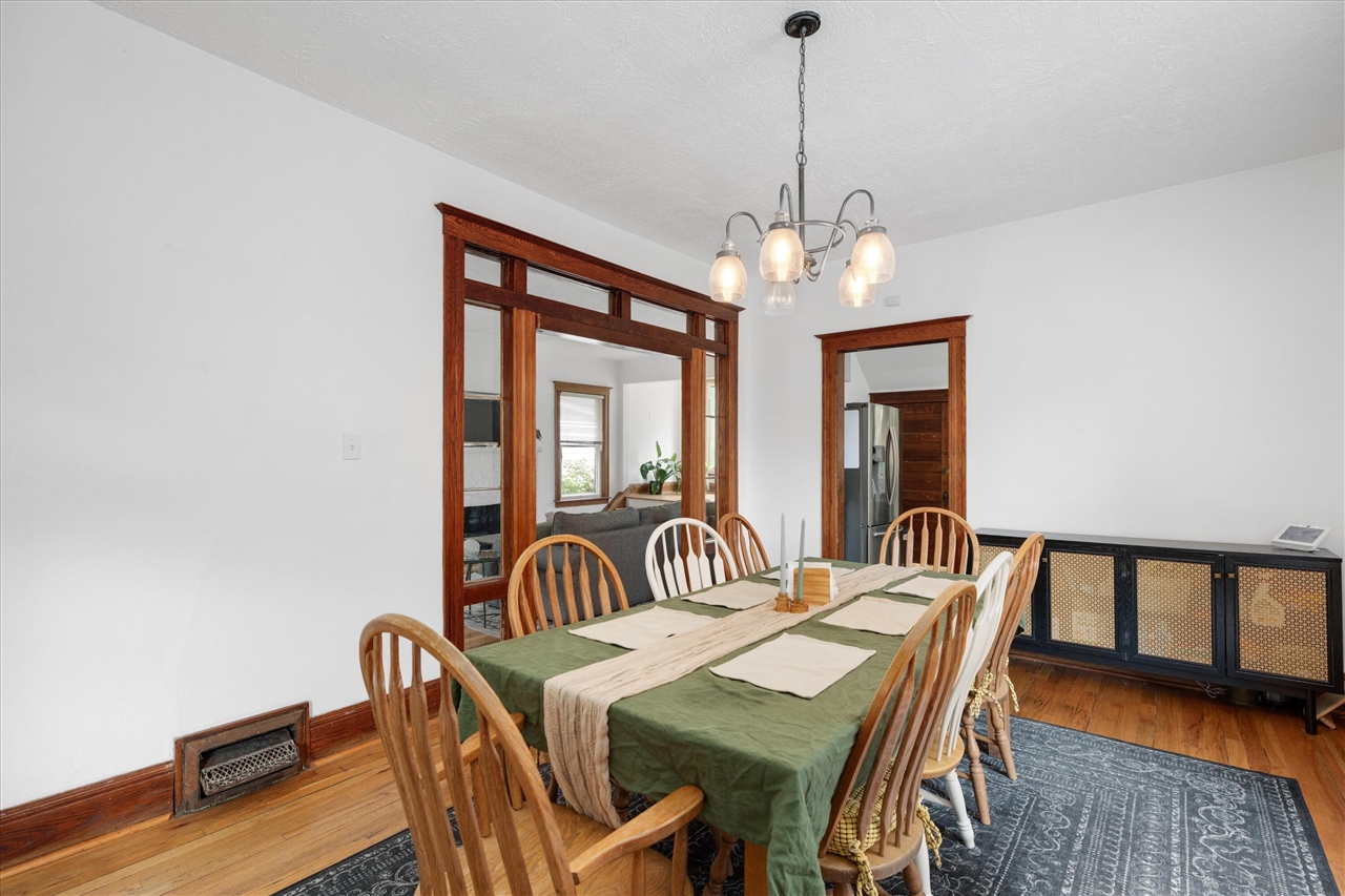 418 King Street Property Photo 10