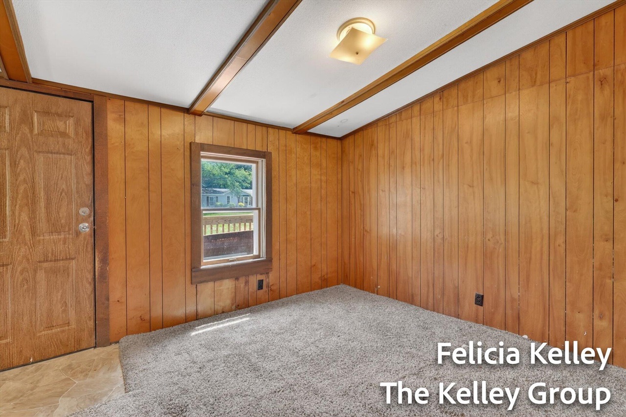 17158 Seneca Court Property Photo 12