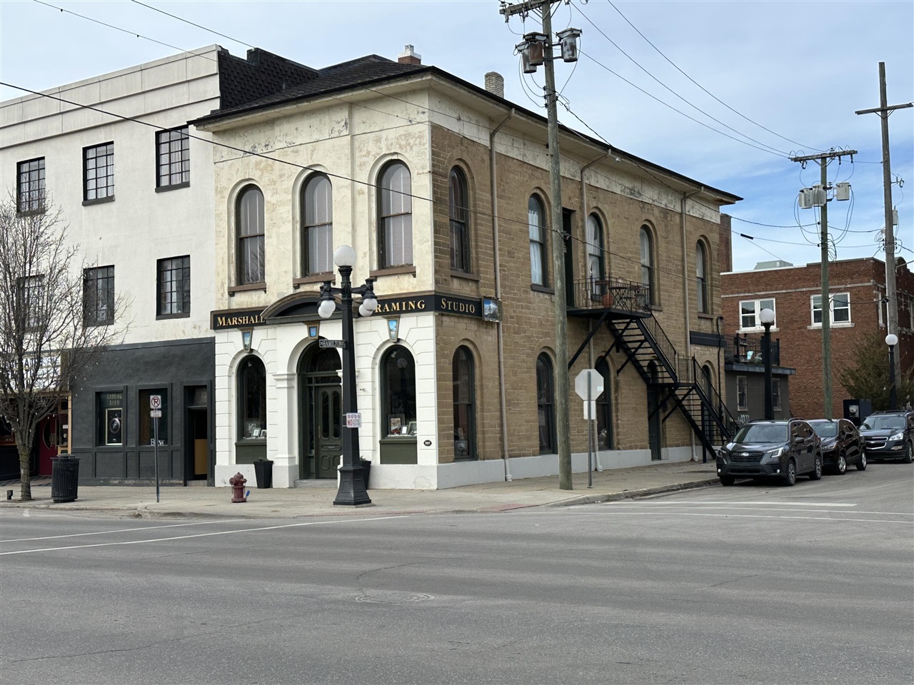 227 E Michigan Avenue Property Photo 1