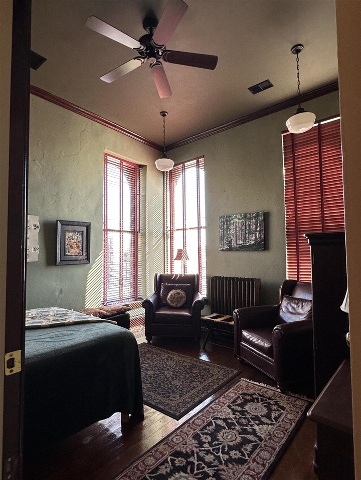 227 E Michigan Avenue Property Photo 19