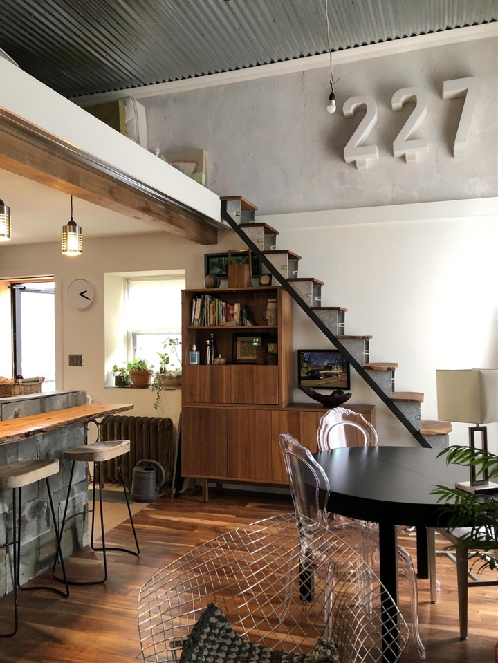 227 E Michigan Avenue Property Photo 24