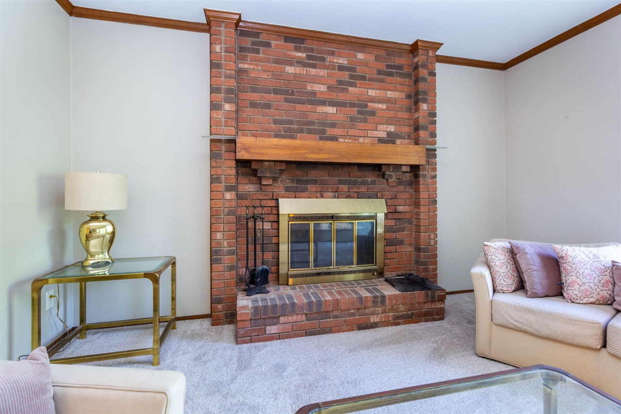 6718 Forest Park Drive Property Photo 6