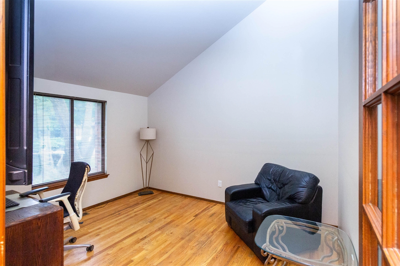 6718 Forest Park Drive Property Photo 17