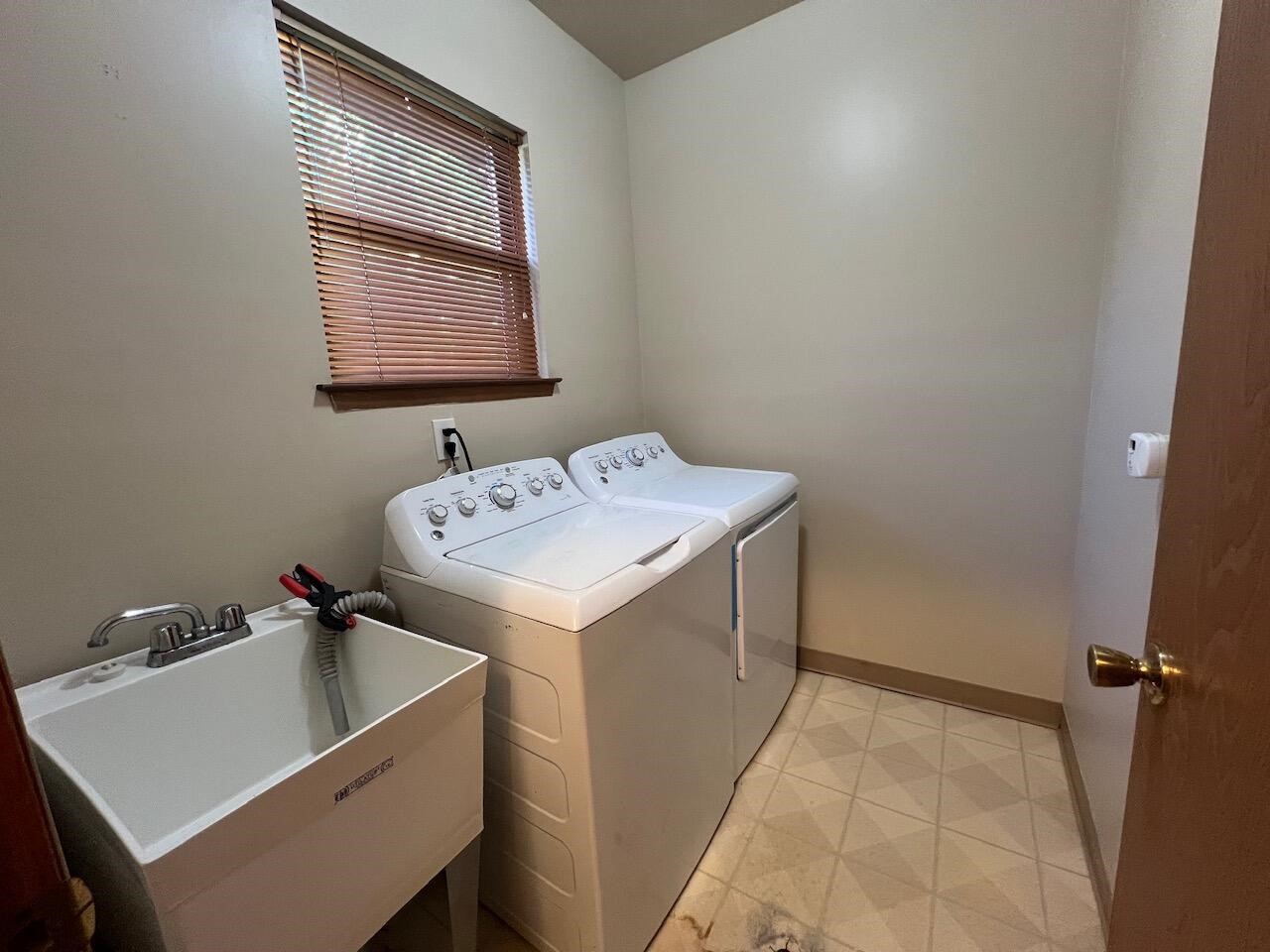 6718 Forest Park Drive Property Photo 22