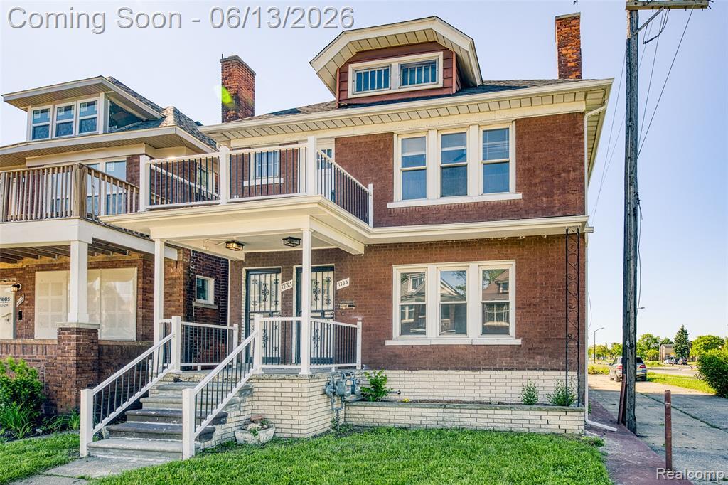 1735 Clairmount Avenue Property Photo 1