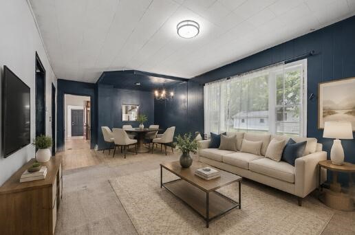 840 Spencer Street Property Photo 4
