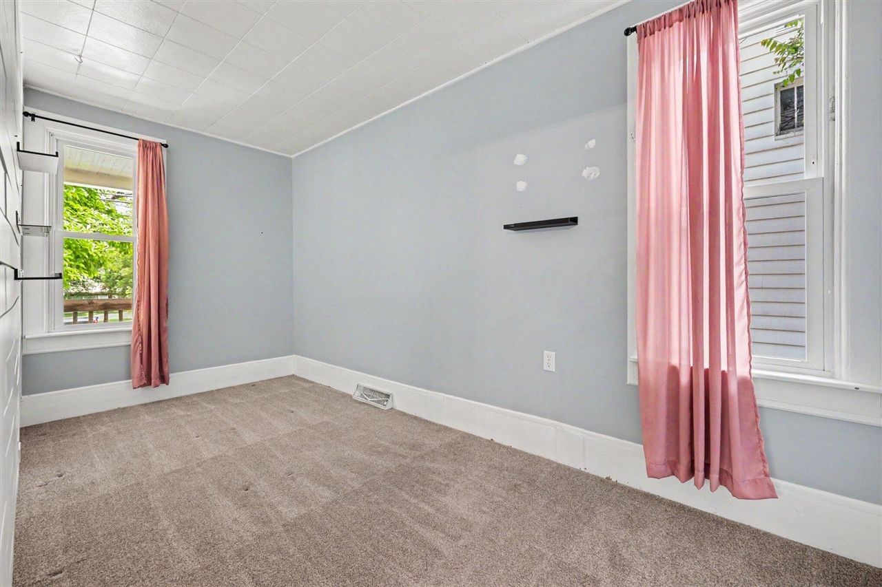 840 Spencer Street Property Photo 24