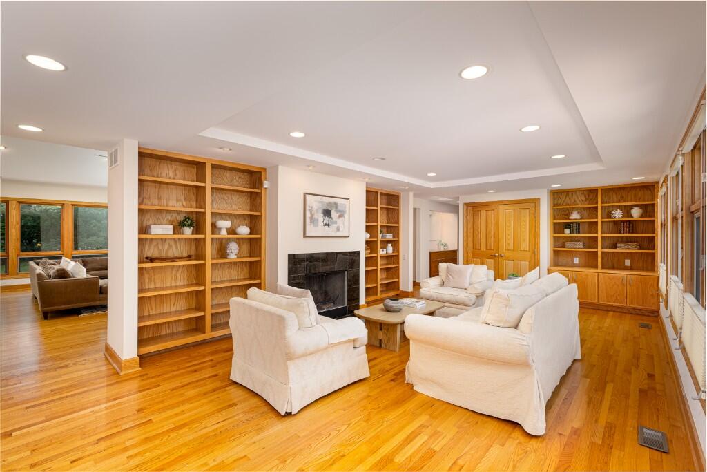 2135 Tuomy Road Property Photo 10