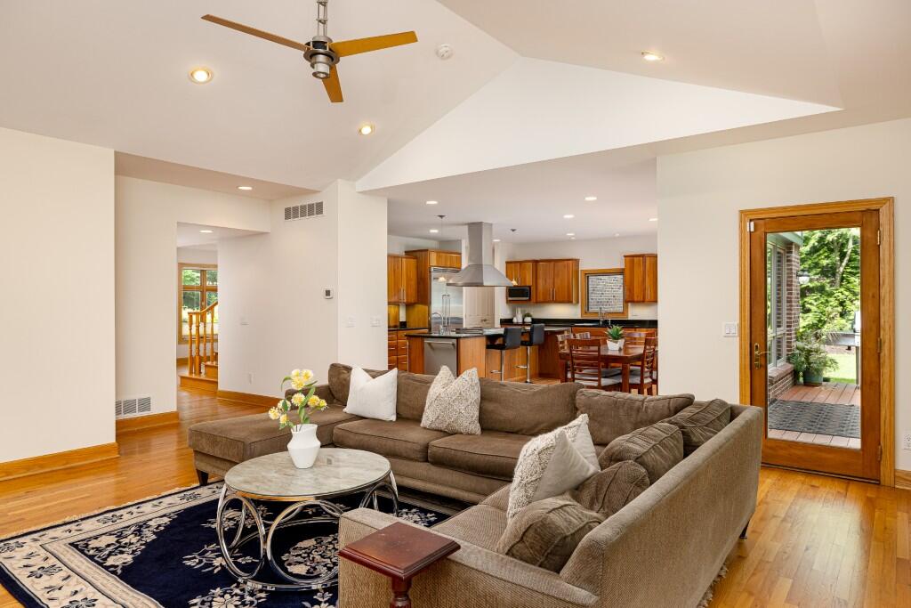 2135 Tuomy Road Property Photo 15