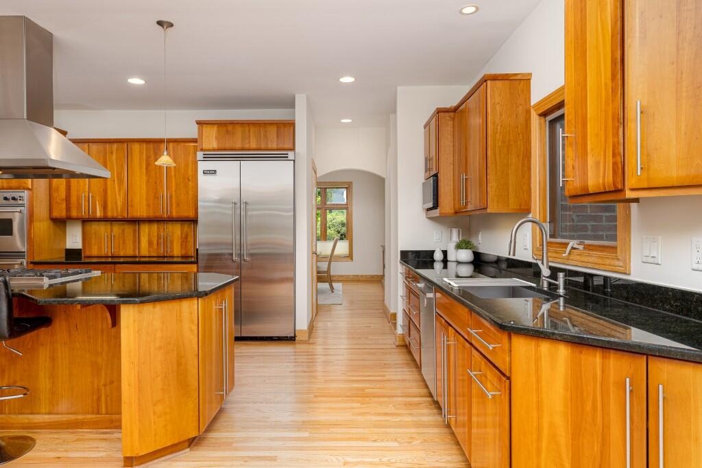 2135 Tuomy Road Property Photo 20